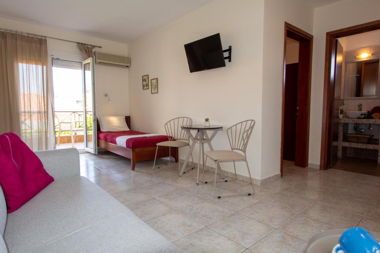 Aristea Studios Сарти Екстериор снимка