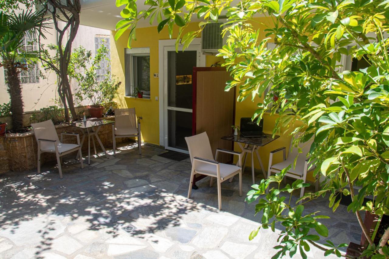 Aristea Studios Сарти Екстериор снимка