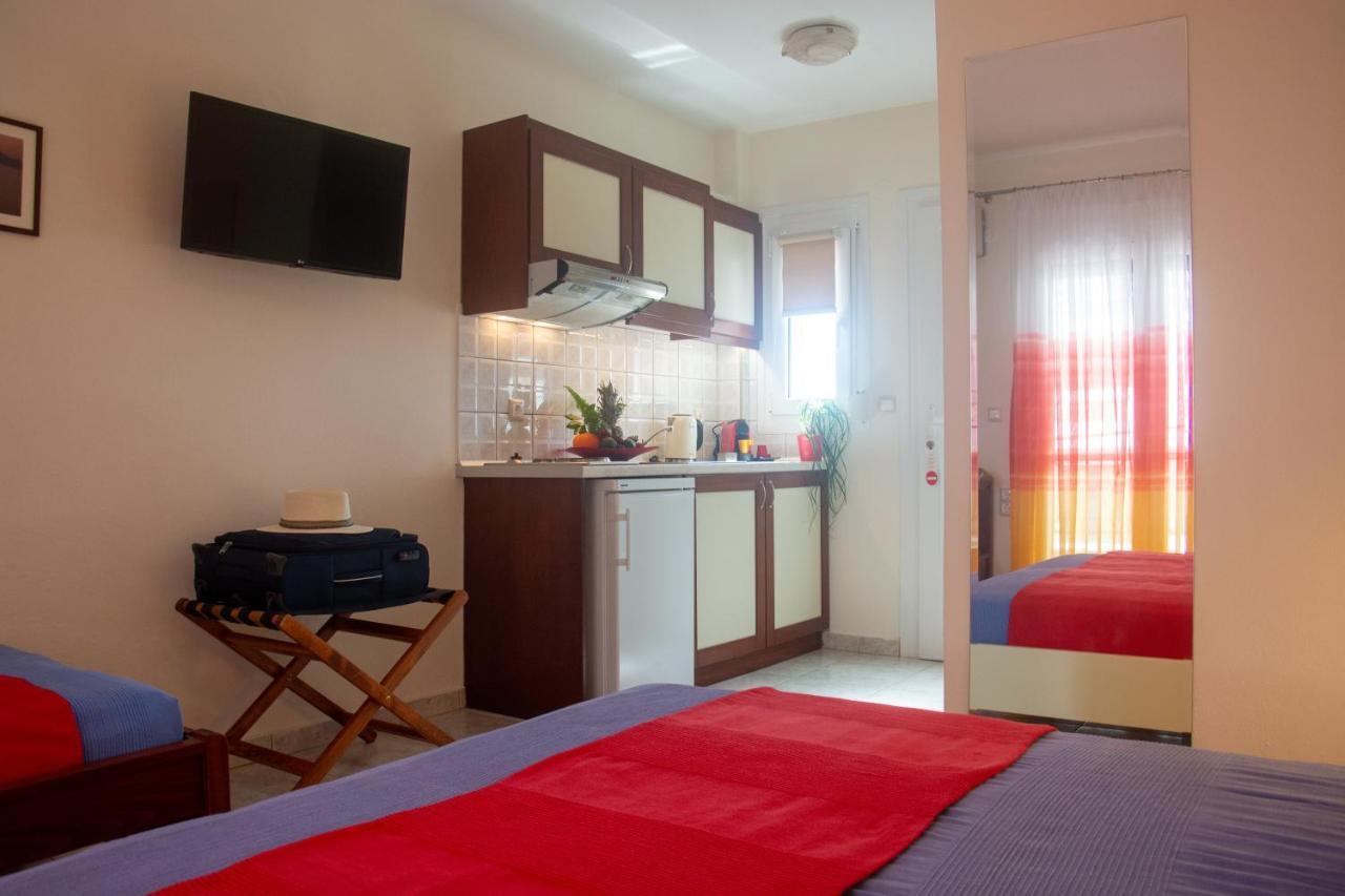 Aristea Studios Сарти Екстериор снимка