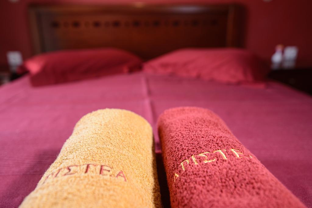 Aristea Studios Сарти Екстериор снимка